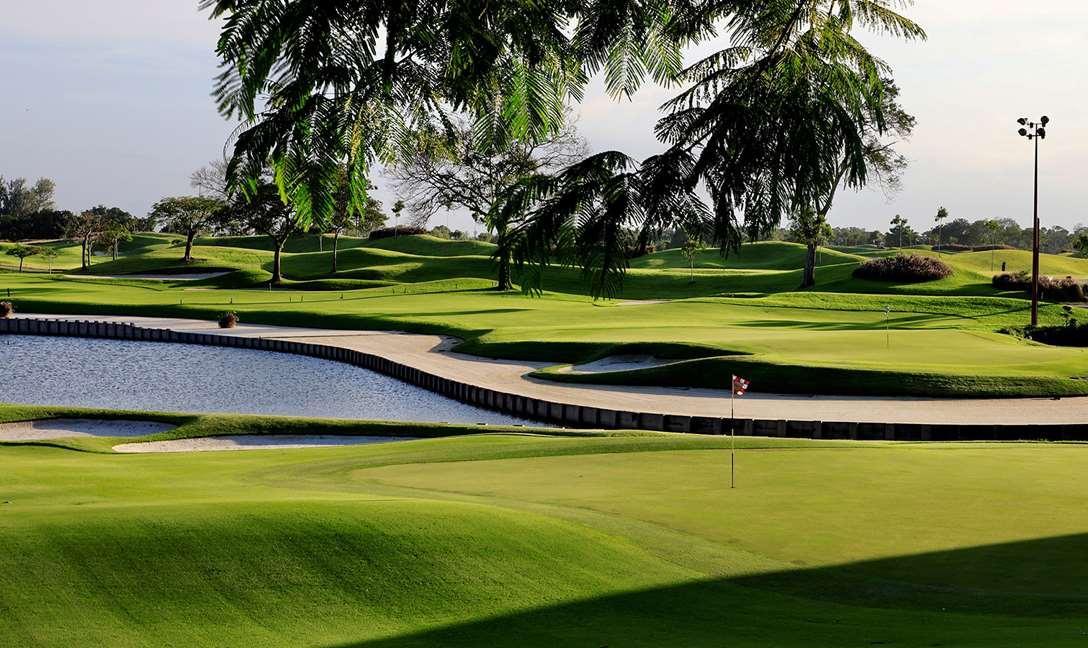 ดุสิตธานี ลากูนา สิงคโปร์ Hotel ภายนอก รูปภาพ Golf course at the Royal Golf Club